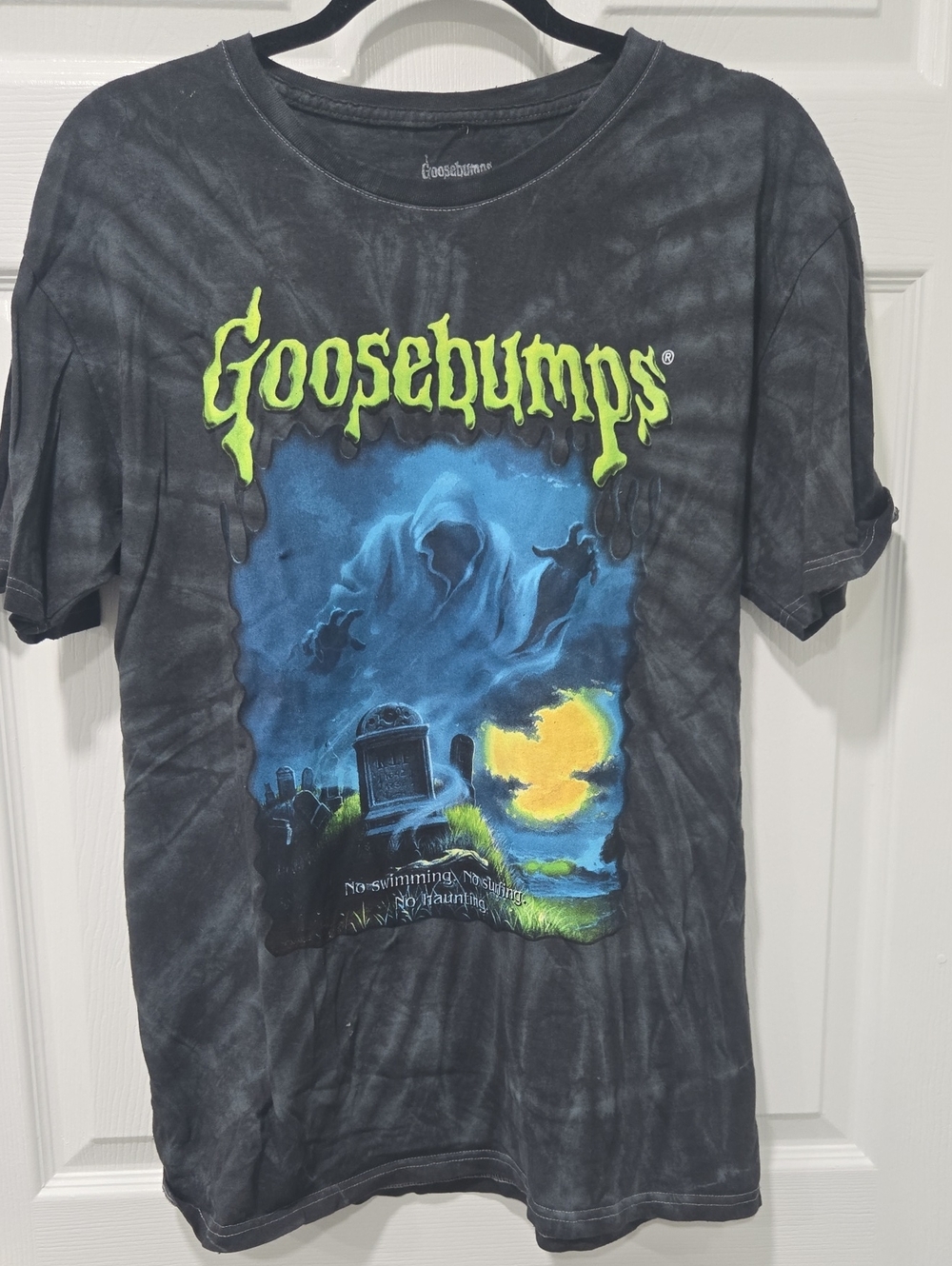 Goosebumps Men’s Short Sleeve Graphic Tee in Black Tie-Dye
